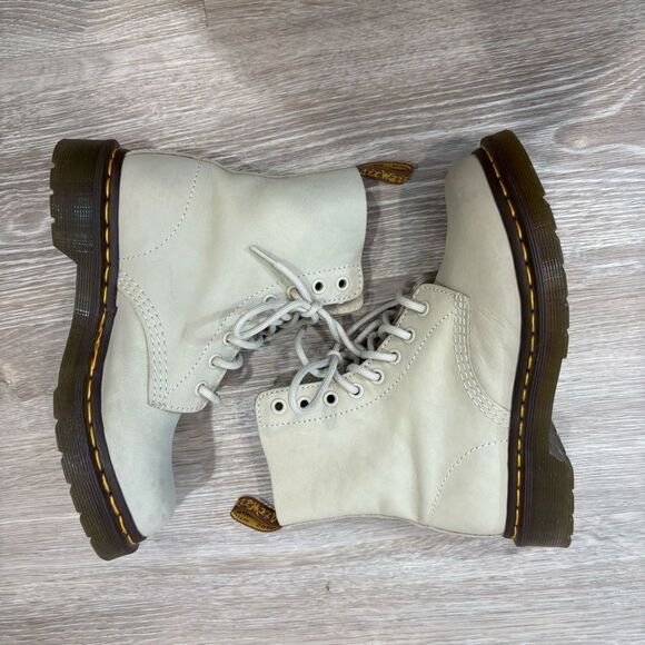 Dr. Martens NEW 1460 WOMEN'S VIRGINIA LEATHER BOOTS sz 5 EU 36 - Picture 2 of 11